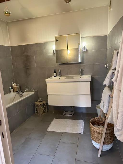 Appartement Carmes, Hypercentre Toulouse Eksteriør billede